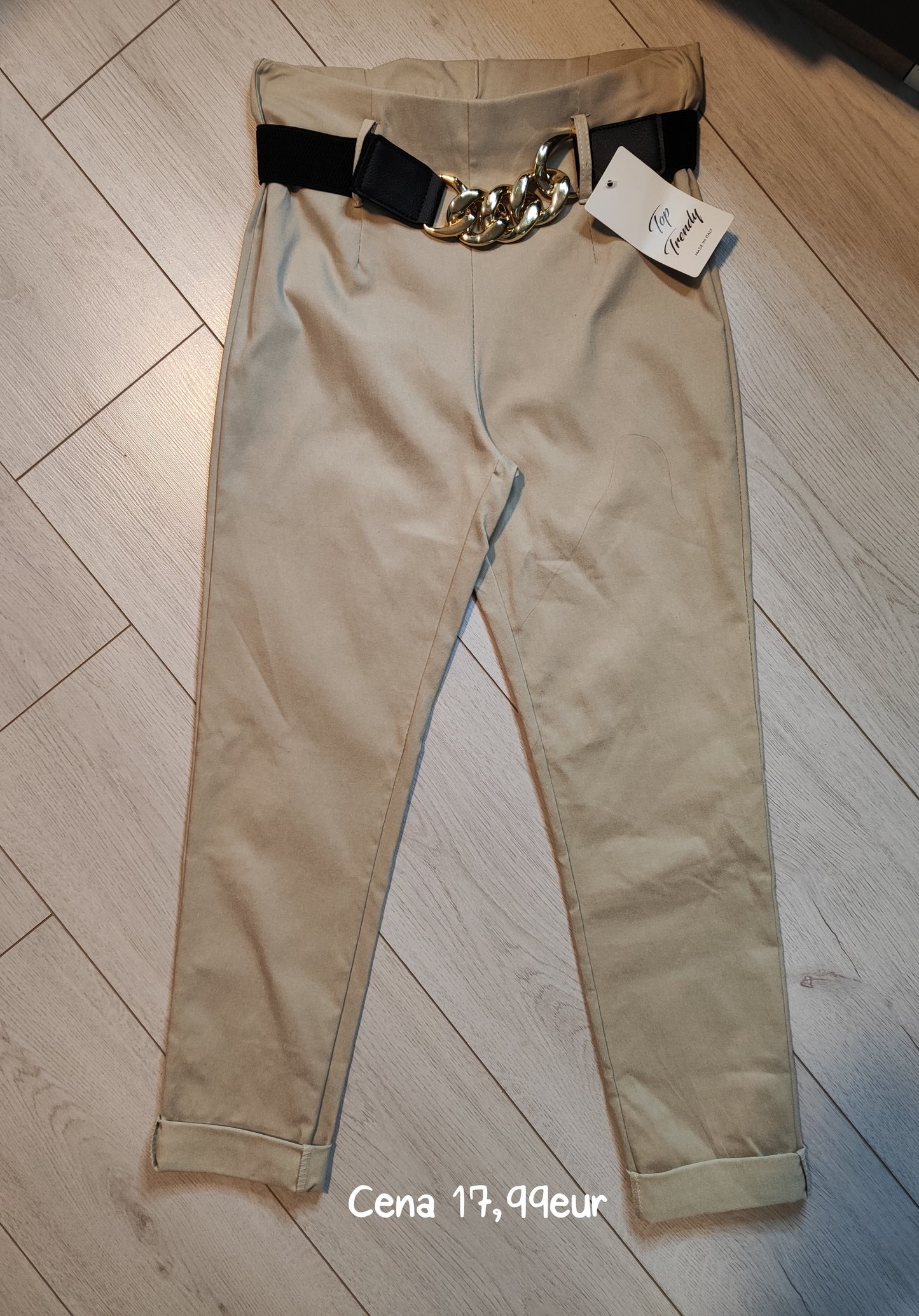 Hlače Timeless Tan s pasom