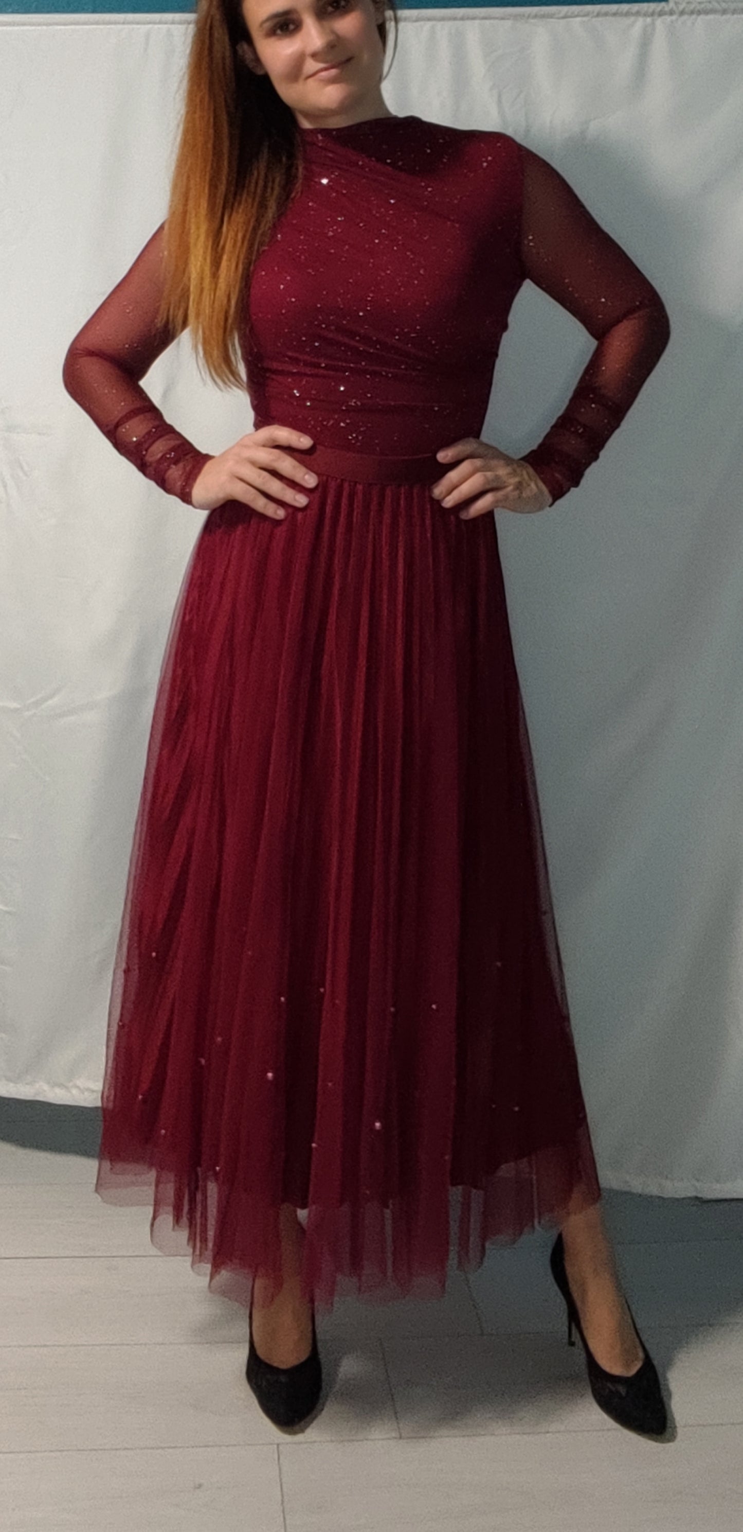 Pulover z bleščicami